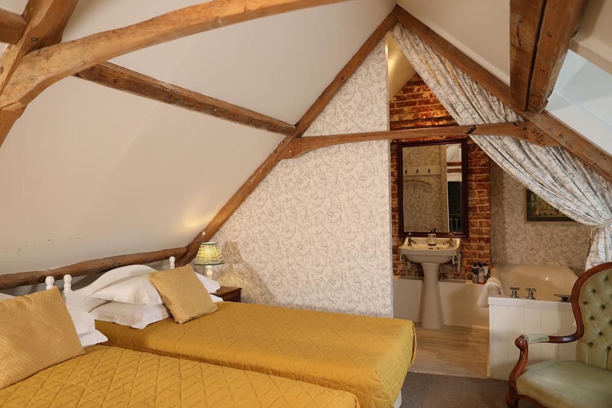 Hotel Carrick'S At Castle Farm Swanton Morley Zewnętrze zdjęcie